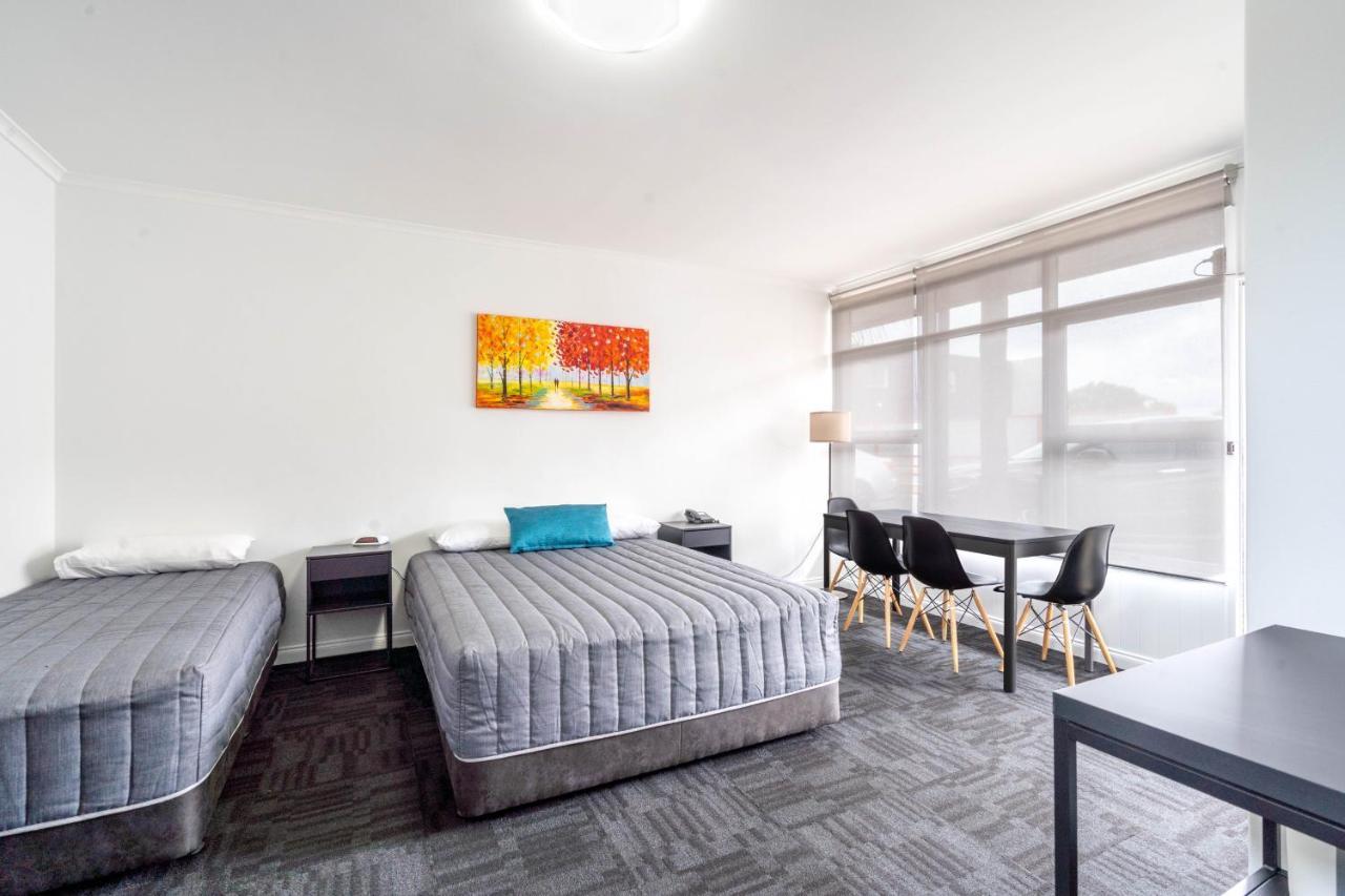 City West Motel Adelaide Bagian luar foto
